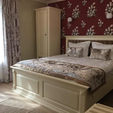 Guest house Vila Royal *